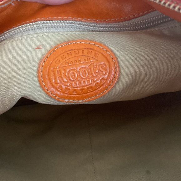 Roots Leather Side Saddle Cross Body Bag - Picture 9 of 13